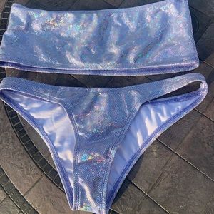 Holographic bikini